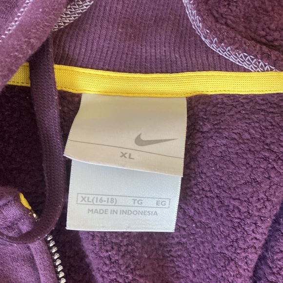Nike purple set - Picture 2 of 6